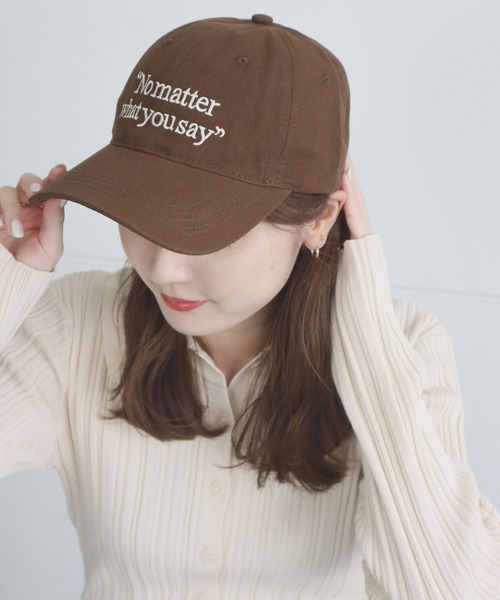 ammy.(エイミードット)の「【 ammy. / エイミードット 】 刺繍 英字 ロゴ キャップ(キャップ・レディース・ネイビー/ベージュ/レッド/ブラウン/グレー/ブラック・FREE)」の4枚目の写真