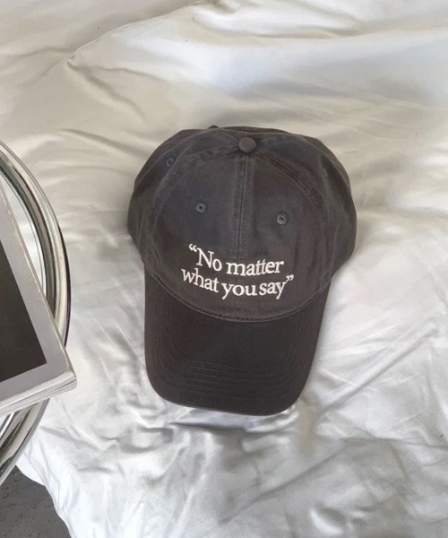 ammy.(エイミードット)の「【 ammy. / エイミードット 】 刺繍 英字 ロゴ キャップ(キャップ・レディース・ネイビー/ベージュ/レッド/ブラウン/グレー/ブラック・FREE)」の9枚目の写真