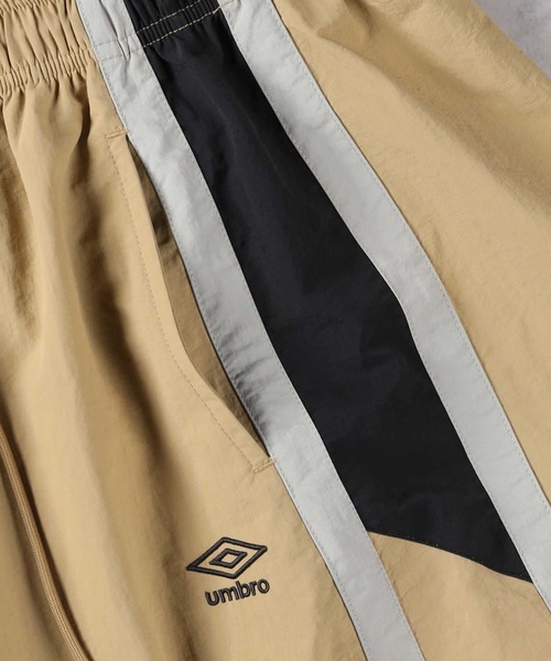 UMBRO(アンブロ)の「UMBRO(アンブロ)ナイロンマキシスカート(スカート・レディース・ベージュ/ブラック/ライトグレー・M/L)」の22枚目の写真