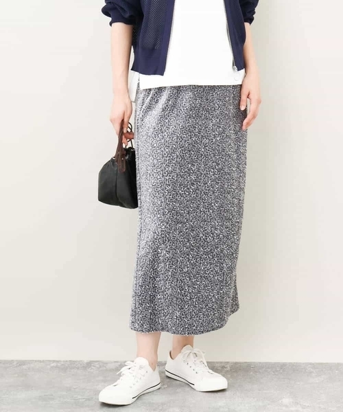 MK MICHEL KLEIN(エムケーミッシェルクラン)の「2024AW/ベロアスパンコールナロースカート/洗える(スカート・レディース・グレー/ブラック・38)」の3枚目の写真
