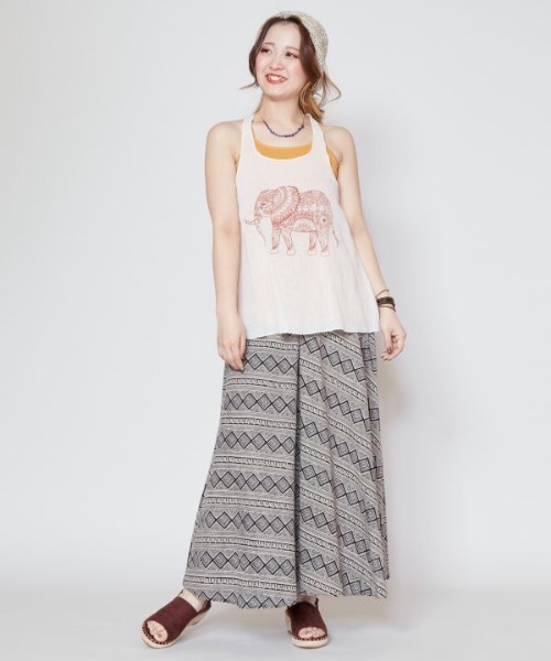 チャイハネ(チャイハネ)の「【チャイハネ】エレスルタンクトップ(タンクトップ・レディース・ブラック/ブラウン/ネイビー・FREE)」の6枚目の写真