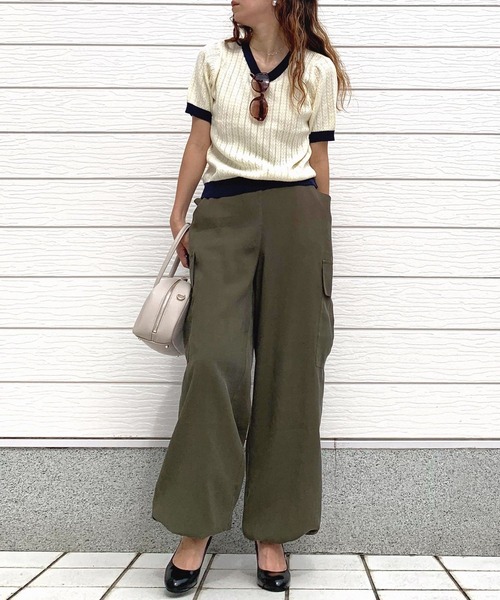 Q(キュー)の「バイカラーケーブル半袖ニット(ニット/セーター・レディース・アイボリー/ブラック・MEDIUM)」の10枚目の写真