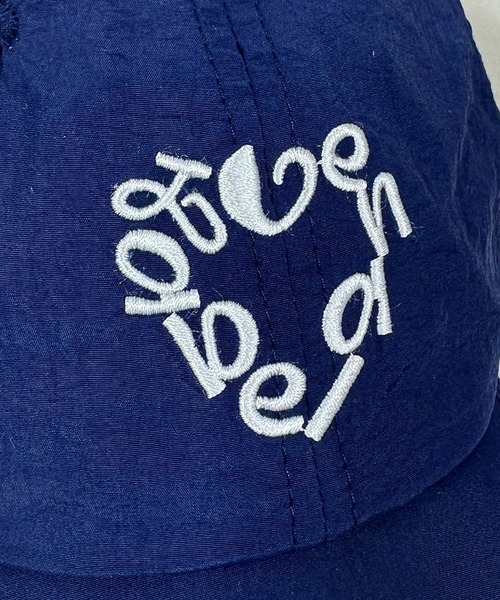 CRB（シーアールビー）の「ロゴハートキャップ（キャップ・レディース・オフホワイト/ブラック/ネイビー/ベージュ・F）」の5枚目の写真