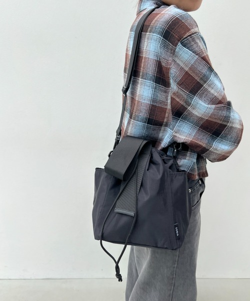 y/m（イム）の「ワンハンドルドロストショルダーBAG（ショルダーバッグ・レディース・グレー/ブラック・FREE）」の12枚目の写真