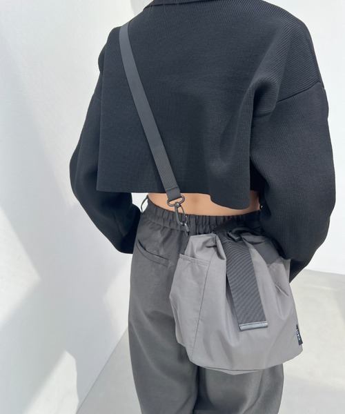 y/m（イム）の「ワンハンドルドロストショルダーBAG（ショルダーバッグ・レディース・グレー/ブラック・FREE）」の21枚目の写真