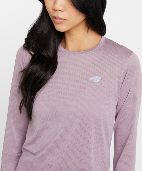 NEW BALANCE(ニューバランス)の「Athletics ロングスリーブTシャツ(Tシャツ/カットソー・レディース・ライラック/ネイビー・LARGE/MEDIUM/SMALL)」の8枚目の写真