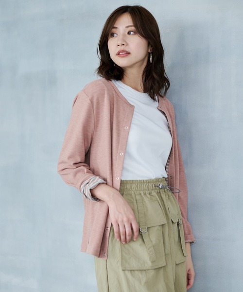 Arnold Palmer（アーノルドパーマー）の「裏ボーダー コンパクト カーディガン（カーディガン/ボレロ・レディース・ライトグレー/ブラック/ピンクベージュ・S/M/L）」の6枚目の写真