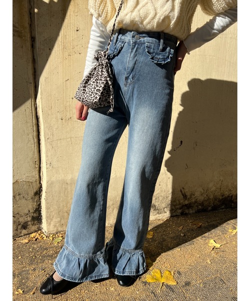 WC（ダブル シー）の「フリルデザインデニムパンツ（デニムパンツ・レディース・ブルー・FREE）」の3枚目の写真