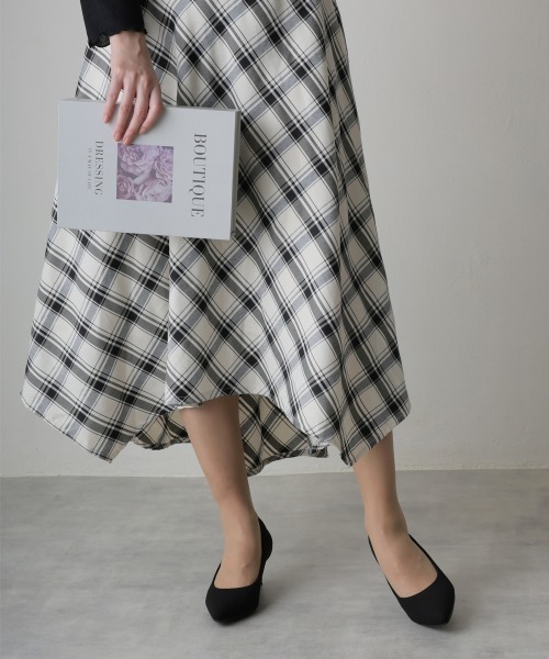 DEMETER(デメテル)の「5.5㎝ ポインテッドトゥ ピンヒール パンプス(パンプス・レディース・ブラック/ピンクゴールド/ガンメタ/ブラック系その他・21.5cm/22.0cm/22.5cm/23.5cm/24.5cm/23.0cm/24.0cm/25.0cm)」の14枚目の写真