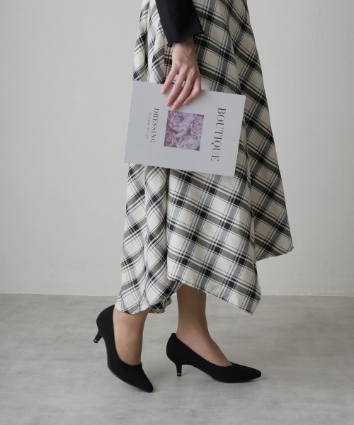 DEMETER(デメテル)の「5.5㎝ ポインテッドトゥ ピンヒール パンプス(パンプス・レディース・ブラック/ピンクゴールド/ガンメタ/ブラック系その他・21.5cm/22.0cm/22.5cm/23.5cm/24.5cm/23.0cm/24.0cm/25.0cm)」の15枚目の写真
