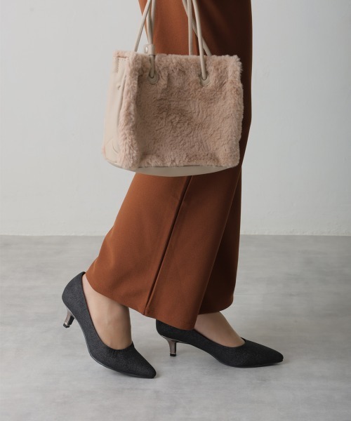 DEMETER(デメテル)の「5.5㎝ ポインテッドトゥ ピンヒール パンプス(パンプス・レディース・ブラック/ピンクゴールド/ガンメタ/ブラック系その他・21.5cm/22.0cm/22.5cm/23.5cm/24.5cm/23.0cm/24.0cm/25.0cm)」の22枚目の写真