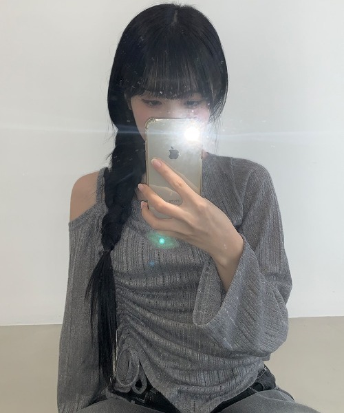 anyonemore（エニワンモア）の「ワンオフショルダーギャザーリボン長袖Ｔシャツ（Tシャツ/カットソー・レディース・ブラック/グレー・FREE）」の14枚目の写真