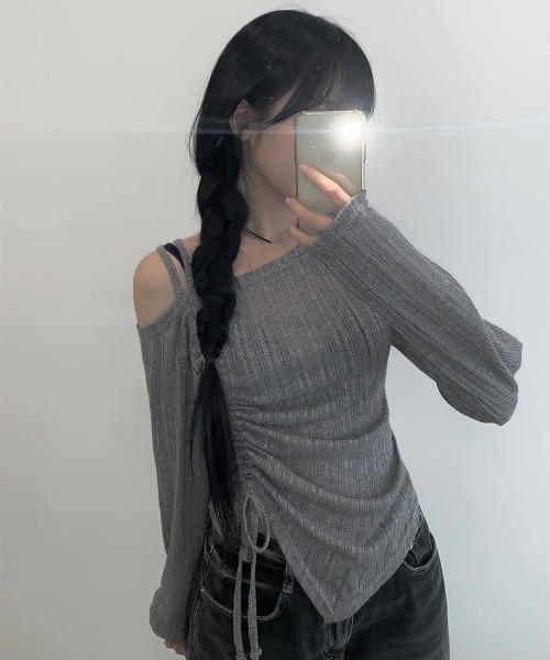 anyonemore（エニワンモア）の「ワンオフショルダーギャザーリボン長袖Ｔシャツ（Tシャツ/カットソー・レディース・ブラック/グレー・FREE）」の13枚目の写真