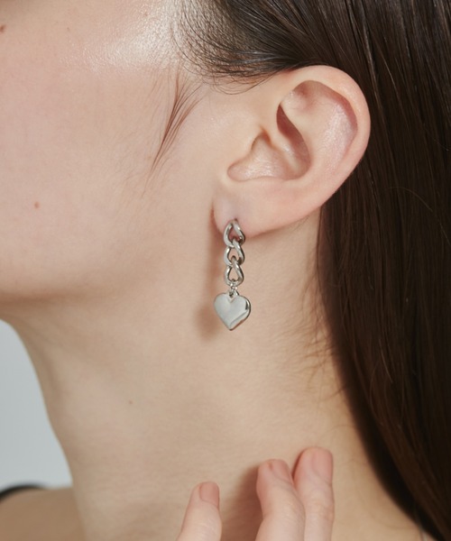 ciite' surgical stainless(シーテサージカルステンレス)の「【 金属アレルギー対応 】 ハートチェーンピアス サージカルステンレス (両耳用)(ピアス(両耳用)・レディース・シルバー/ゴールド・FREE)」の10枚目の写真