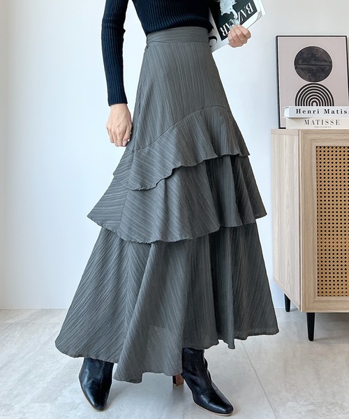 Futier land（フューティアランド）の「歩くたびココロモオドル。ランダムフリルティアードロングスカート（スカート・レディース・チャコールグレー/オフホワイト/ブラック・LARGE/MEDIUM）」の17枚目の写真