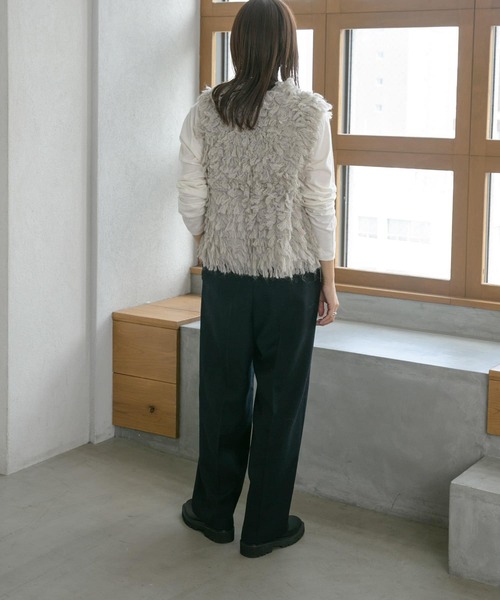 URBAN RESEARCH（アーバンリサーチ）の「ループニットベスト（ベスト・レディース・ライトグレー/チャコールグレー・FREE）」の18枚目の写真