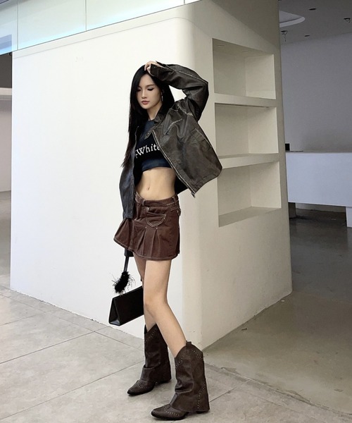 lilful（リルフル）の「スタッズアクセント ウエスタンショートブーツ（ブーツ・レディース・ブラック/ブラウン/ダークブラウン・M/L）」の8枚目の写真