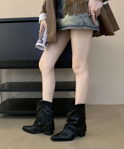 lilful（リルフル）の「スタッズアクセント ウエスタンショートブーツ（ブーツ・レディース・ブラック/ブラウン/ダークブラウン・M/L）」の15枚目の写真