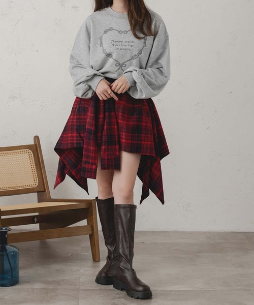 Ambre Neige(アンブルネージュ)の「heart logo ribbon sweat / ハートロゴリボンスウェット(スウェット・レディース・杢グレー/ネイビー・FREE)」の5枚目の写真