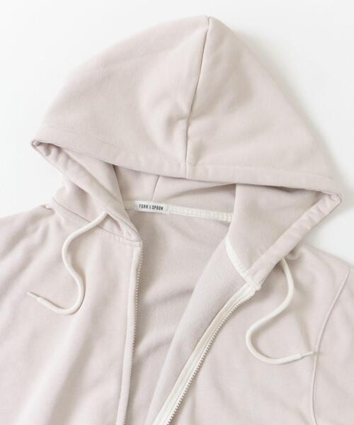 FORK&SPOON（フォークアンドスプーン）の「FORK&SPOON　CAVE フーディースウェット（スウェット・メンズ・チャコールグレー/アイボリー・4/5）」の4枚目の写真