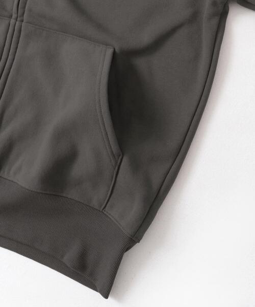 FORK&SPOON（フォークアンドスプーン）の「FORK&SPOON　CAVE フーディースウェット（スウェット・メンズ・チャコールグレー/アイボリー・4/5）」の15枚目の写真