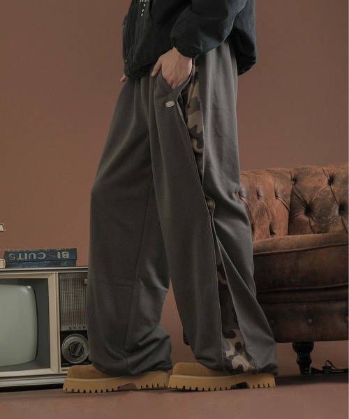 sedacle(セダクル)の「サイド迷彩スウェットパンツ(スウェットパンツ・メンズ・チャコールグレー/グレー・LARGE/MEDIUM/SMALL)」の10枚目の写真
