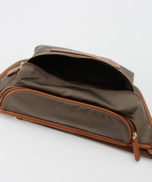 Felisi(フェリージ)の「Felisi / "799/10/DS "ウェストバッグ(ボディバッグ/ウエストポーチ・メンズ・ネイビー/カーキ/インディゴブルー・ONE SIZE)」の9枚目の写真