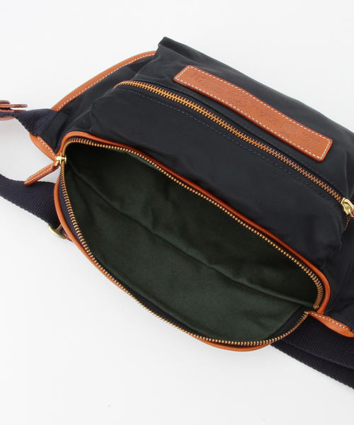 Felisi(フェリージ)の「Felisi / "799/10/DS "ウェストバッグ(ボディバッグ/ウエストポーチ・メンズ・ネイビー/カーキ/インディゴブルー・ONE SIZE)」の12枚目の写真
