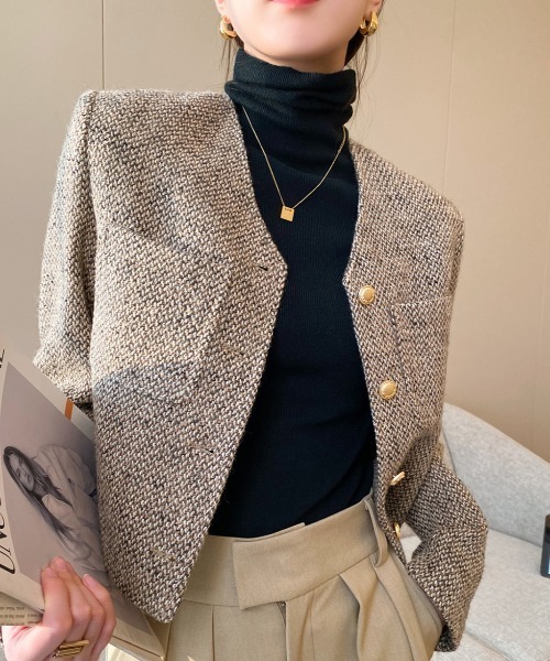 Coo+i(クーイ)の「ノーカラージャケット(ノーカラージャケット・レディース・ブラウン・M)」の1枚目の写真