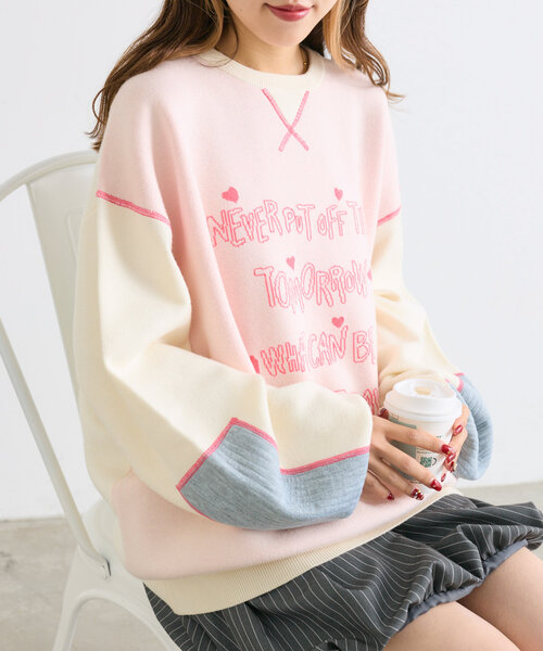 w closet(ダブルクローゼット)の「BIGスウェットライクプルオーバー(ニット/セーター・レディース・グレー/オフホワイト/ブルー・FREE)」の2枚目の写真