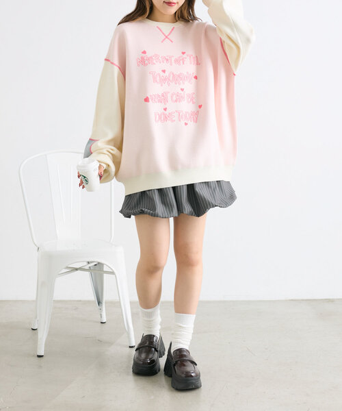 w closet(ダブルクローゼット)の「BIGスウェットライクプルオーバー(ニット/セーター・レディース・グレー/オフホワイト/ブルー・FREE)」の9枚目の写真