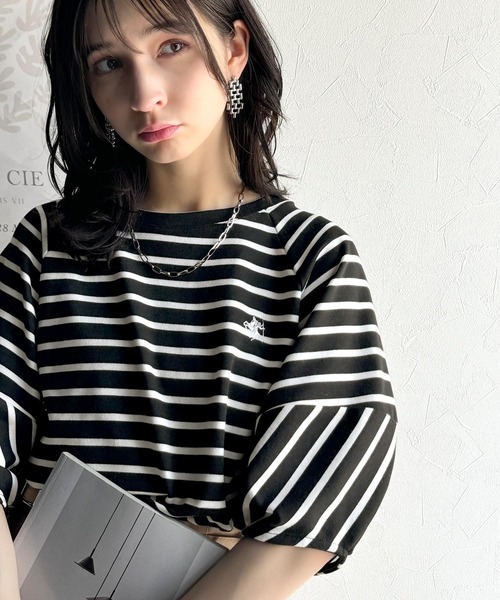 classicalelf(クラシカルエルフ)の「大人の上品シンプル。ワンポイント刺繍ランタンスリーブボーダートップス(Tシャツ/カットソー・レディース・ブラック系その他/ホワイト×ブラック・LARGE/MEDIUM/SMALL/X-LARGE)」の10枚目の写真
