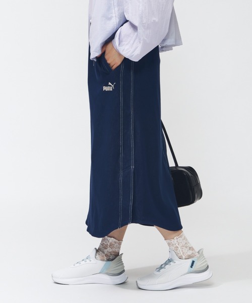 PUMA（プーマ）の「プーマ PUMA CORE HERITAGE デニムライク ロングスカート_（スカート・レディース・ネイビー・S/M/L/XL）」の4枚目の写真