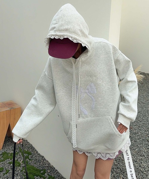 aimoha（アイモハ）の「リボンプリントパーカー（パーカー・レディース・ライトグレー/ピンク/ライトベージュ/ブルー/グレー・FREE）」の16枚目の写真