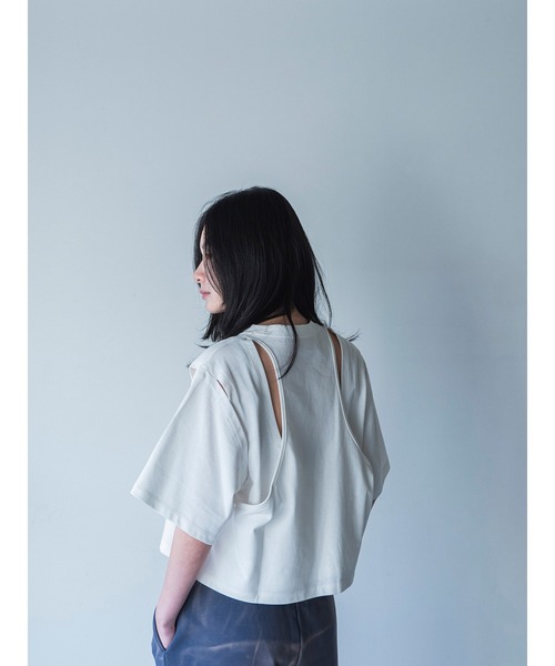 k3&co.（ケイスリーアンドコー）の「BACK OPEN TOP（Tシャツ/カットソー・レディース・チャコール/レッド/ホワイト・ONE SIZE）」の5枚目の写真