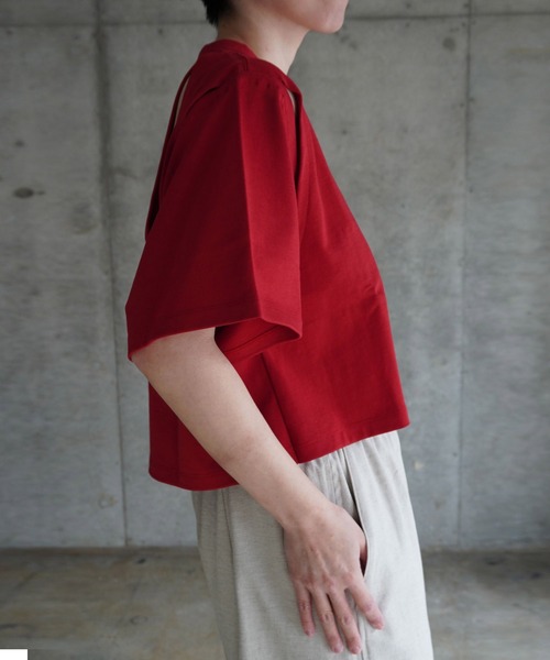 k3&co.（ケイスリーアンドコー）の「BACK OPEN TOP（Tシャツ/カットソー・レディース・チャコール/レッド/ホワイト・ONE SIZE）」の19枚目の写真