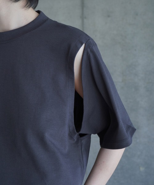 k3&co.（ケイスリーアンドコー）の「BACK OPEN TOP（Tシャツ/カットソー・レディース・チャコール/レッド/ホワイト・ONE SIZE）」の13枚目の写真