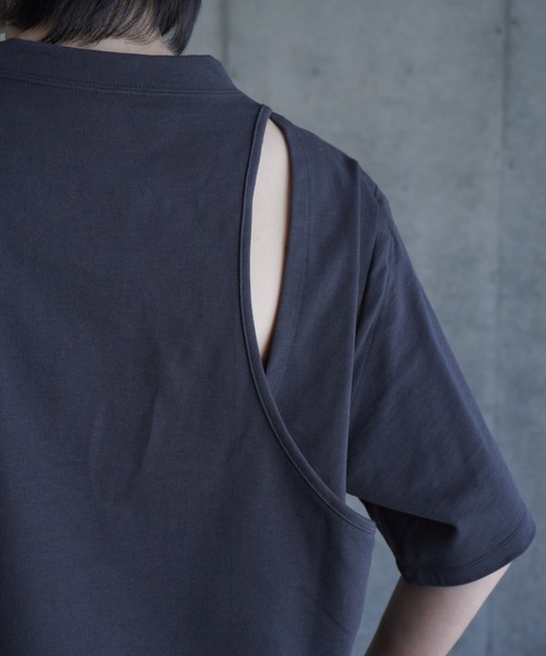 k3&co.（ケイスリーアンドコー）の「BACK OPEN TOP（Tシャツ/カットソー・レディース・チャコール/レッド/ホワイト・ONE SIZE）」の17枚目の写真