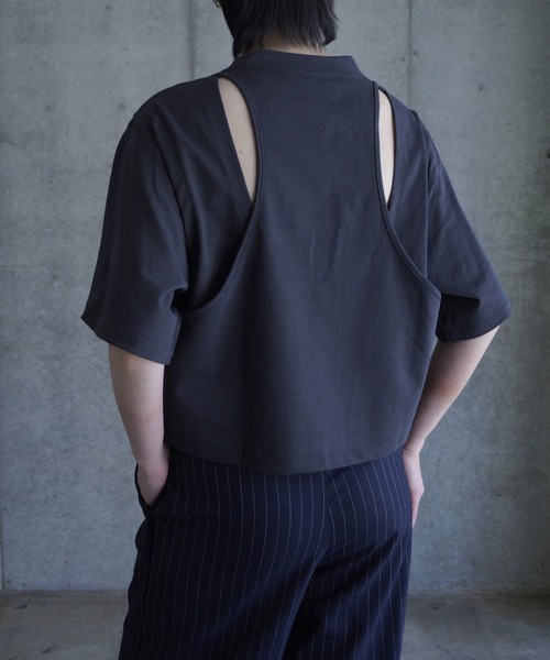 k3&co.（ケイスリーアンドコー）の「BACK OPEN TOP（Tシャツ/カットソー・レディース・チャコール/レッド/ホワイト・ONE SIZE）」の15枚目の写真