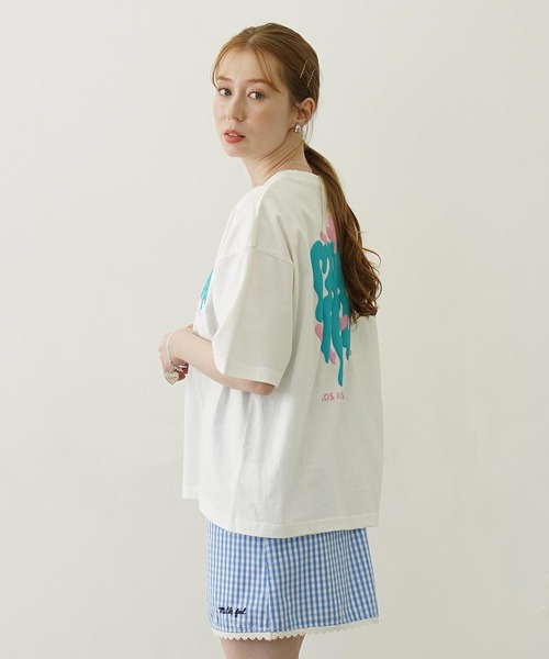 MILKFED.(ミルクフェド)の「MELT LOGO WIDE S/S TEE(Tシャツ/カットソー・レディース・ホワイト/ライトパープル/ブラック・L/M)」の5枚目の写真