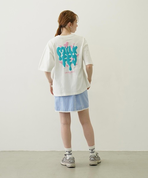 MILKFED.(ミルクフェド)の「MELT LOGO WIDE S/S TEE(Tシャツ/カットソー・レディース・ホワイト/ライトパープル/ブラック・L/M)」の9枚目の写真