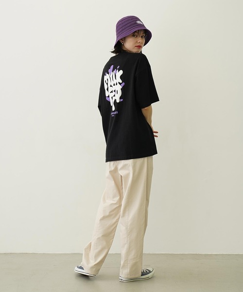 MILKFED.(ミルクフェド)の「MELT LOGO WIDE S/S TEE(Tシャツ/カットソー・レディース・ホワイト/ライトパープル/ブラック・L/M)」の17枚目の写真