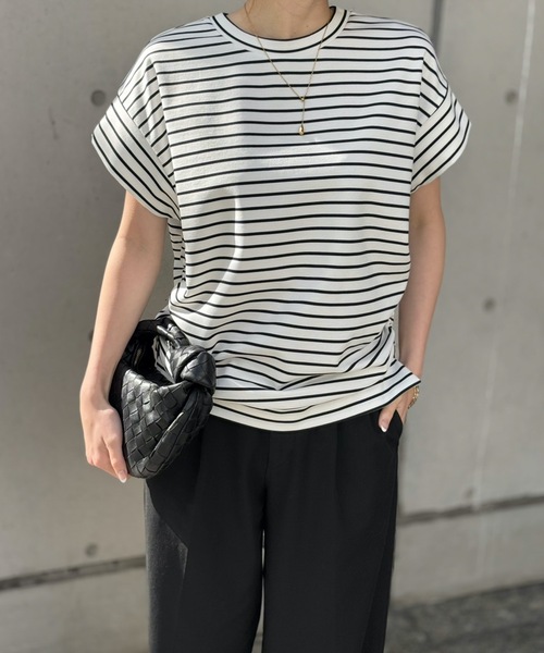 Emma Taylor（エマテイラー）の「ライトダンボールサイドドロストプルオーバー（Tシャツ/カットソー・レディース・ブラック/ホワイト/ホワイト系1・FREE）」の11枚目の写真