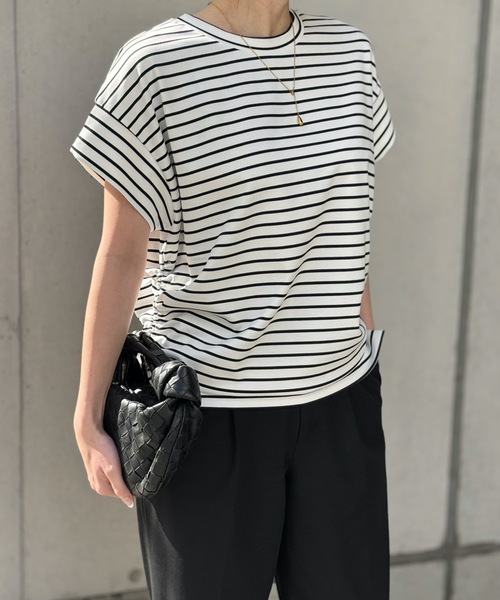 Emma Taylor（エマテイラー）の「ライトダンボールサイドドロストプルオーバー（Tシャツ/カットソー・レディース・ブラック/ホワイト/ホワイト系1・FREE）」の10枚目の写真