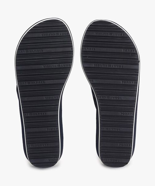 TOMMY HILFIGER（トミーヒルフィガー）の「ストライプウェッジビーチサンダル（サンダル・レディース・ネイビー・23cm/23.5cm/24cm/24.5cm）」の5枚目の写真