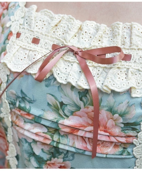 極美品✨ フォクシー 近年モデル ワンピース 花 刺繍 ブルーム
