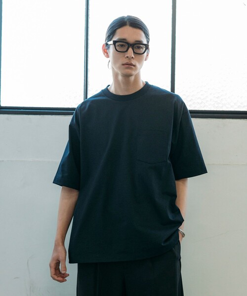 FREAK'S STORE（フリークスストア）の「FREAK’S STORE/フリークスストア AIRDRY 高機能素材 7.7オンス ビックシルエット クルーネック ポケットTシャツ/エアドライ ポリエステル Tシャツ/吸水速乾/遮熱性/UVカット（Tシャツ/カットソー・メンズ・チャコールグレー/ブラック/オリーブ/サックスブルー/ミント/ホワイト・SMALL/MEDIUM/LARGE）」の2枚目の写真