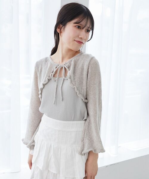 MAJESTIC LEGON（マジェスティックレゴン）の「デコルテオープンメッシュニット（ニット/セーター・レディース・ピンク/グレー/イエロー/ブラック/アイボリー・MEDIUM）」の3枚目の写真