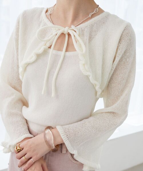 MAJESTIC LEGON（マジェスティックレゴン）の「デコルテオープンメッシュニット（ニット/セーター・レディース・ピンク/グレー/イエロー/ブラック/アイボリー・MEDIUM）」の2枚目の写真