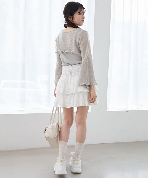 MAJESTIC LEGON（マジェスティックレゴン）の「デコルテオープンメッシュニット（ニット/セーター・レディース・ピンク/グレー/イエロー/ブラック/アイボリー・MEDIUM）」の22枚目の写真